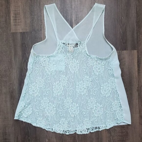 Lace Back Tank Top - Picture 5 of 7